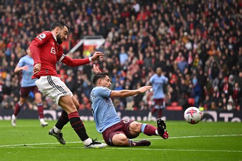 man u vs aston villa live score